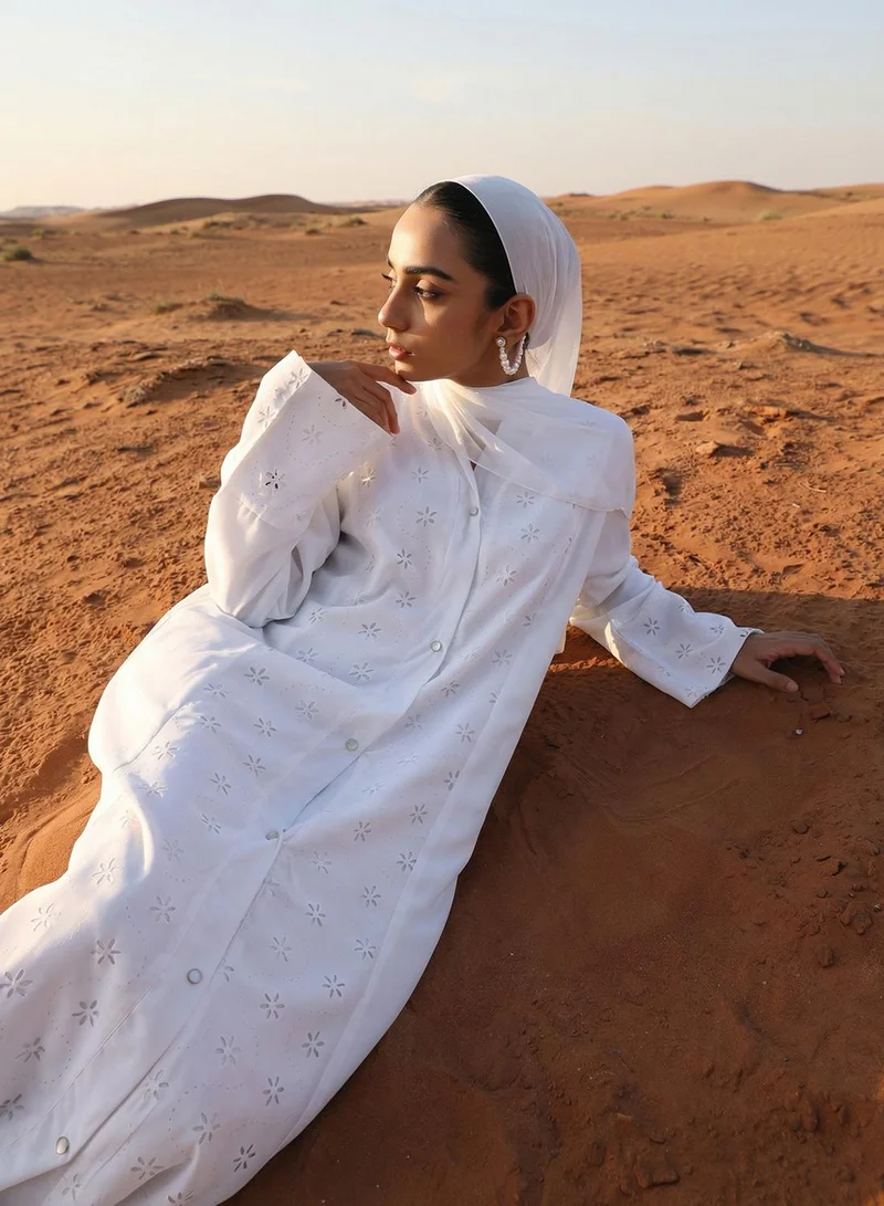 آي شين Off white Floral Laser Cut Abaya with Hijab